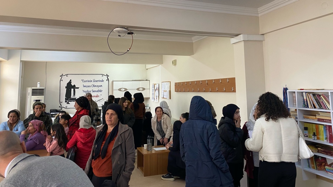 Okulumuzda 2.Dönem Veli toplantısını gerçekleştirdik.